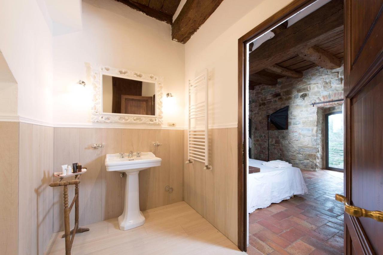 Torre Di Badia Bed & Breakfast Badia A Passigano Exterior photo